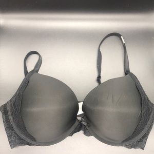 NWT Victoria’s Secret Black bra 36D